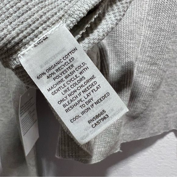 BP. Gray Split Neck Cropped Knit Thermal Top - Picture 3 of 5